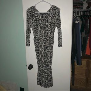 Isabella Oliver maternity dress size 1